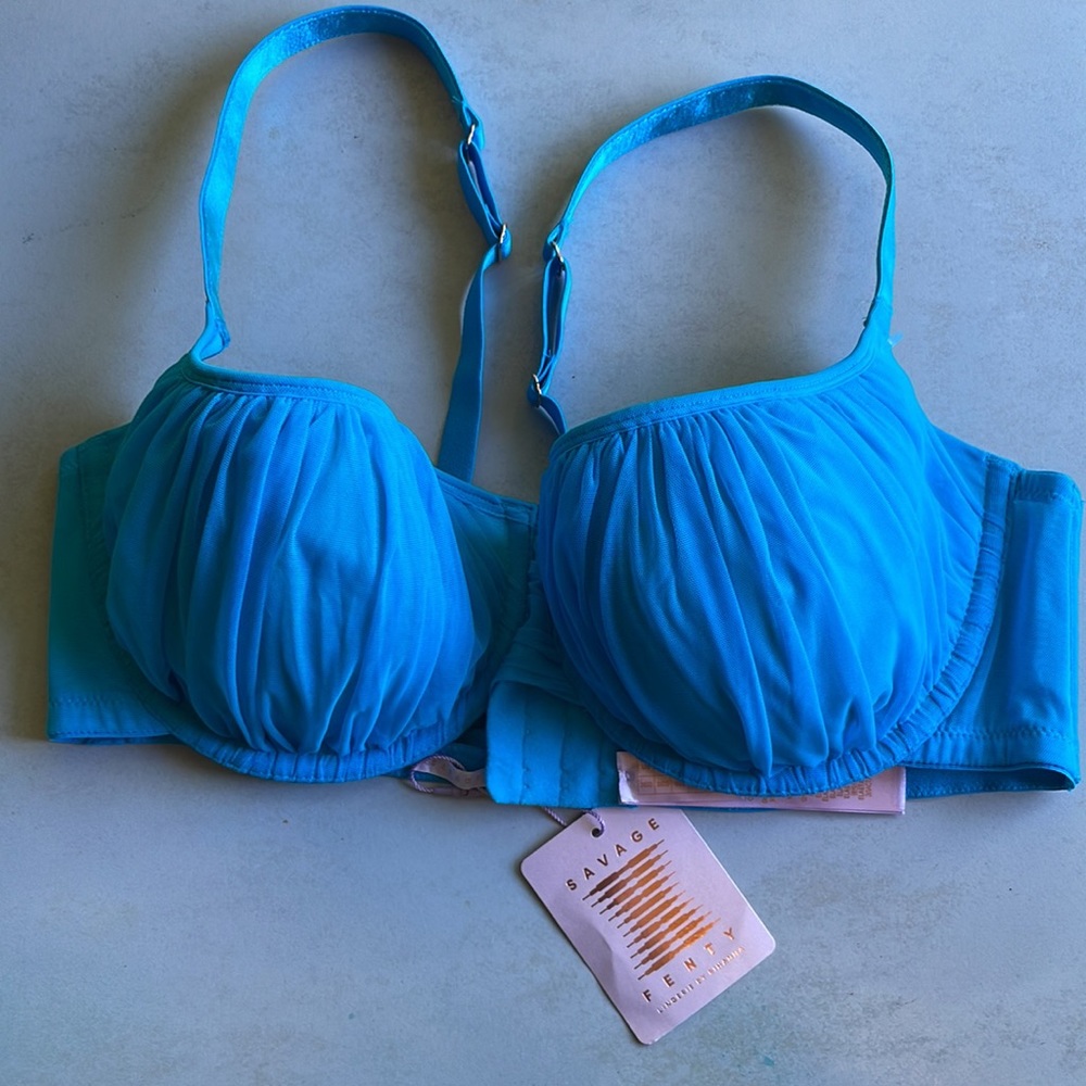 3 bras NWT - 38DD Savage Fenty Bra + 2X Paris Blues  sports bras - Picture 6 of 12